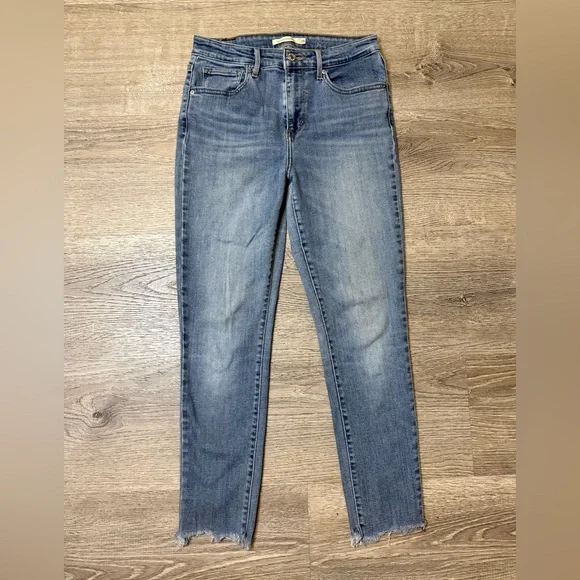 •LEVI STRAUSS• 721 HIGH RISE SKINNY JEANS - Picture 6 of 7
